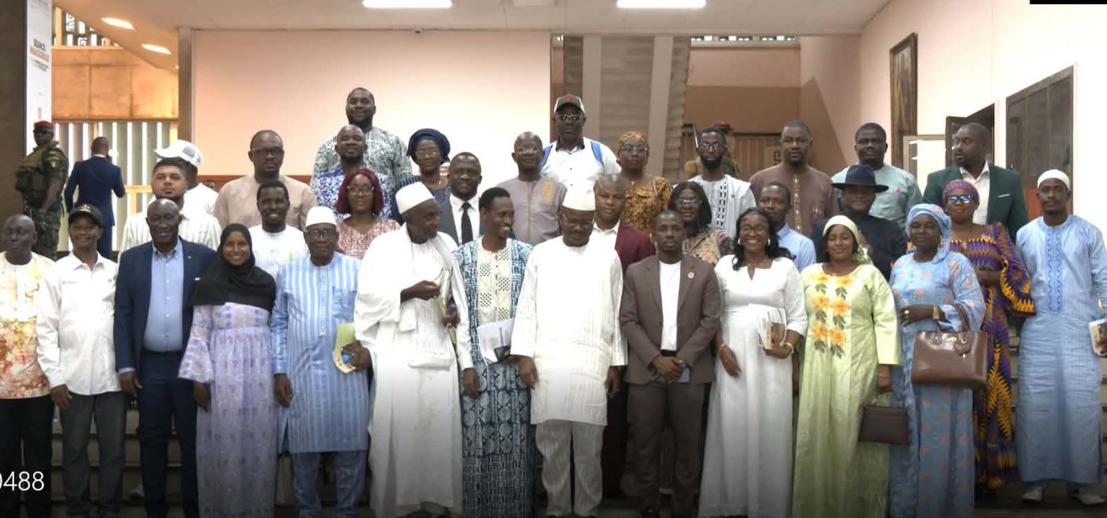 Députés suppléants : Docteur Dansa Kourouma se pose en parrain d’un collectif en quête de statut