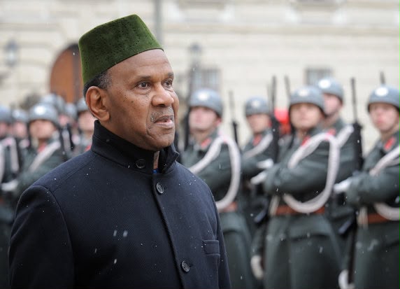Dr Ibrahima Sory Sow n'est plus: Hommage au symbole de la constance ( Par Abdoulaye Condé)