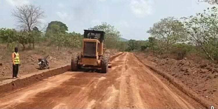 Guinée : les députés interpellent le gouvernement sur les retards des chantiers publics