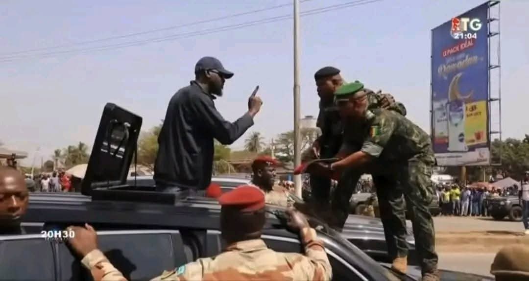 Sécurité nationale : Le Président Mamadi Doumbouya déploie un ultime contingent et réaffirme l’inviolabilité du territoire.
