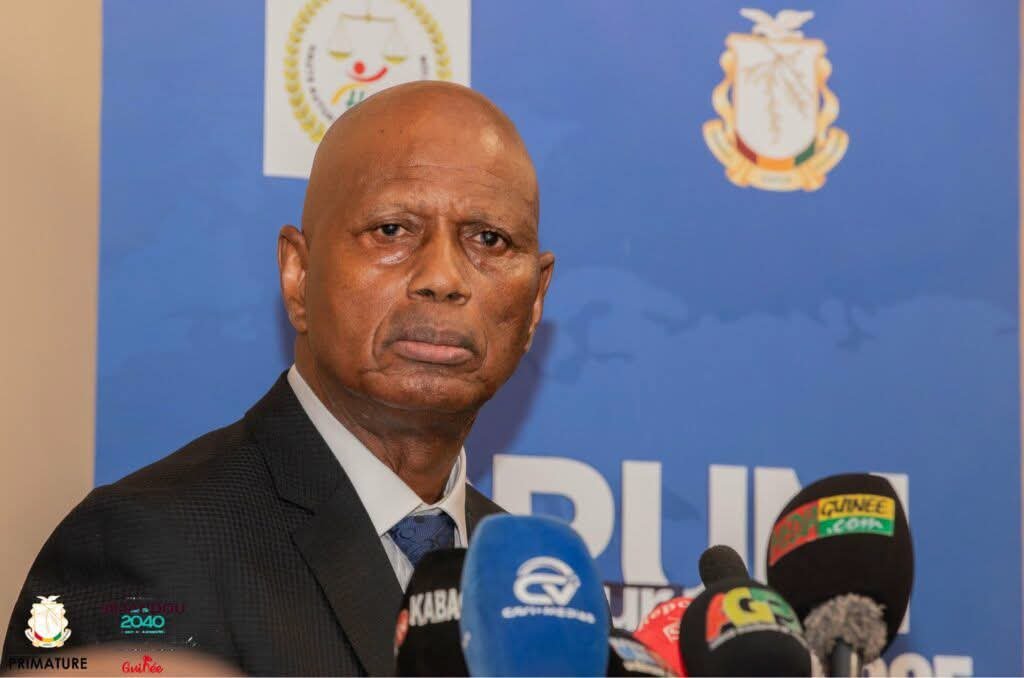 Web TV en Guinée : la HAC sort le bâton et menace de sanctions